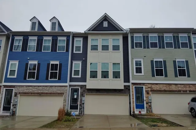 2528 Buckthorn Dr, Gambrills, MD 21054