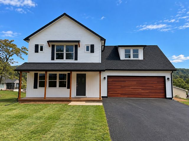 811 Hopeland Rd, Lititz, PA 17543