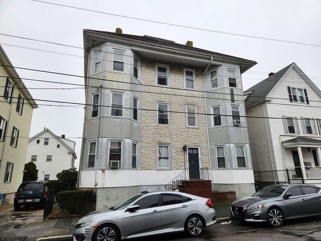 126 Nash Rd, New Bedford, MA 02746