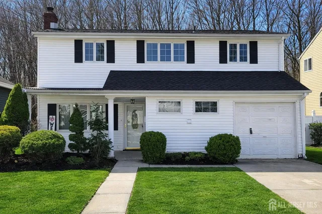 25 Morsell Pl, Old Bridge, NJ 08857