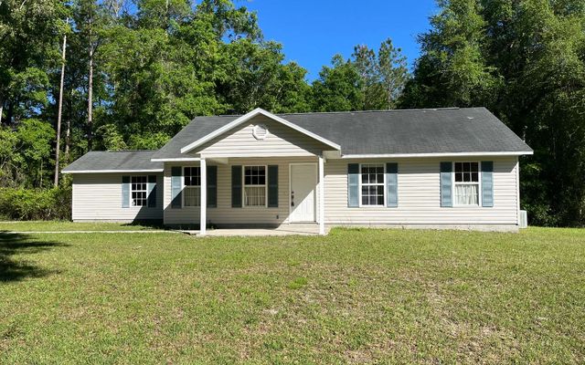 3053 SW Sisters Welcome Rd, Lake City, FL 32024