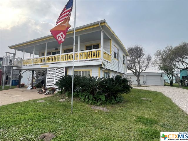 506 W  Maple St, Pt O Connor, TX 77982