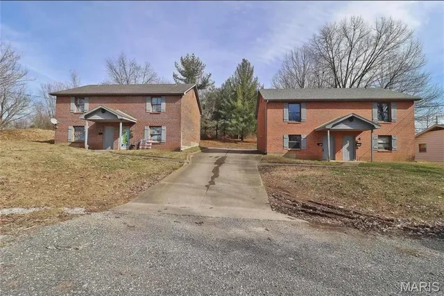 126 N  Neal St, Jackson, MO 63755
