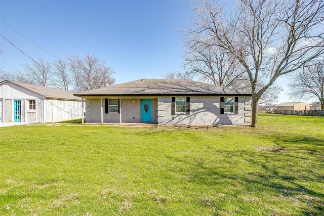 8616 Clearview Dr, Joshua, TX 76058