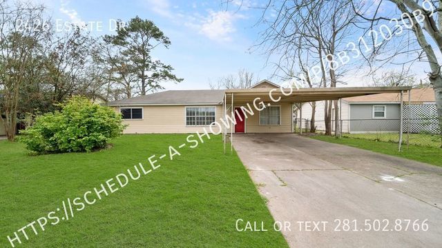 2426 Estate Dr, Deer Park, TX 77536