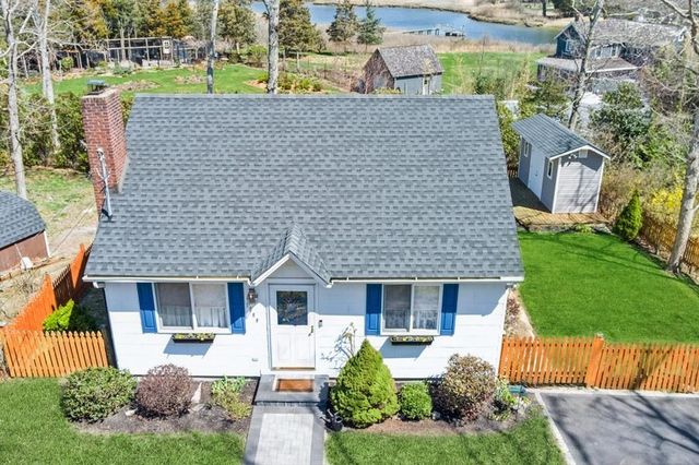 1500 Grand Avenue, Mattituck, NY 11952