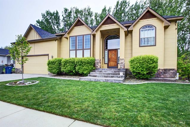 2661 S  Skyview Dr, Nampa, ID 83686