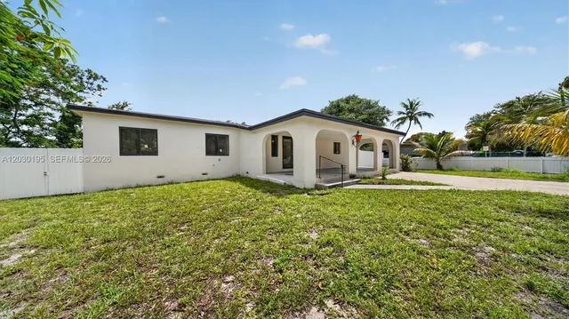 900 W  Superior St, Opa Locka, FL 33054