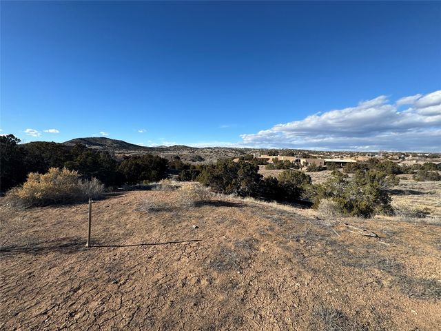 7 Vista Lagunitas, Santa Fe, NM 87507