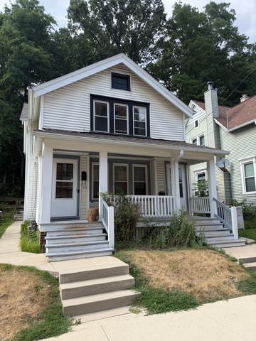 7440 Blanchard St #1, Milwaukee, WI 53213