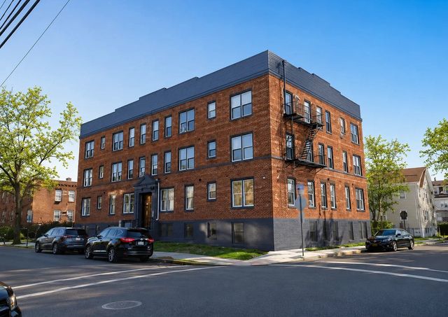 175 Munn Ave #32, Irvington, NJ 07111