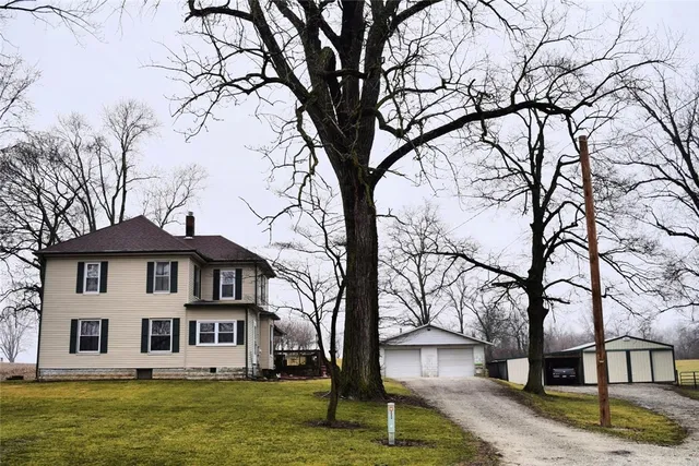 10036 Columbus Cincinnati Rd, South Charleston, OH 45368