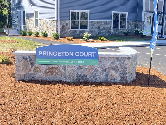 65 Princeton St   #331, North Chelmsford, MA 01863