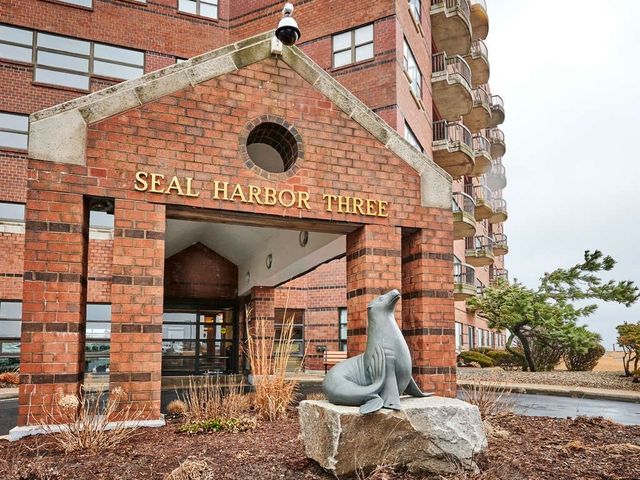 3 Seal Harbor Rd #744, Winthrop, MA 02152