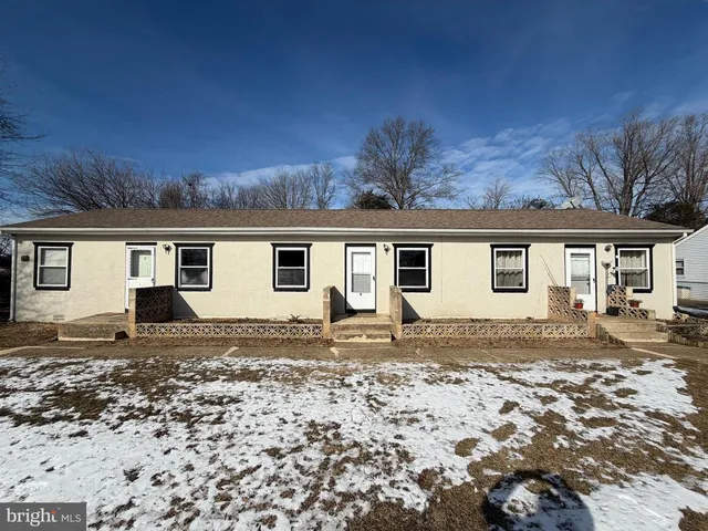 2707 Monmouth Rd, Jobstown, NJ 08041