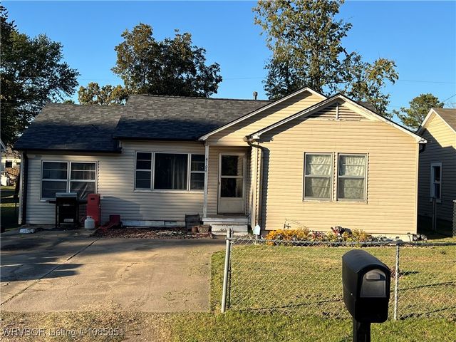 4701 Arlington Ave, Fort Smith, AR 72904