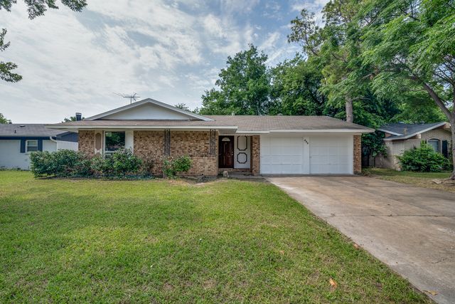 822 Milky Way, Garland, TX 75040