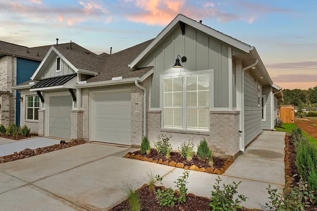 Chalet - Single Story Villas Plan in Woodforest, Montgomery, TX 77316