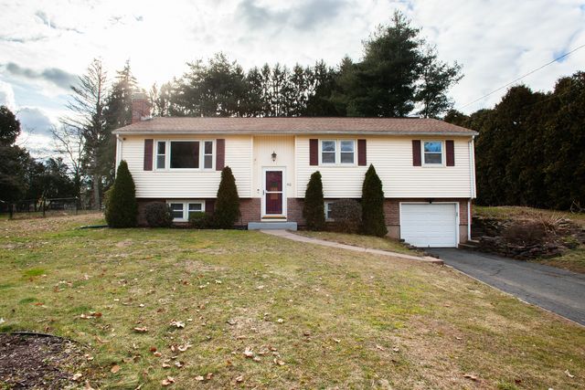 82 Spoonville Rd, East Granby, CT 06026
