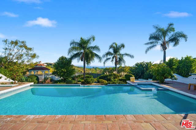 6120 Cavalleri Rd, Malibu, CA 90265