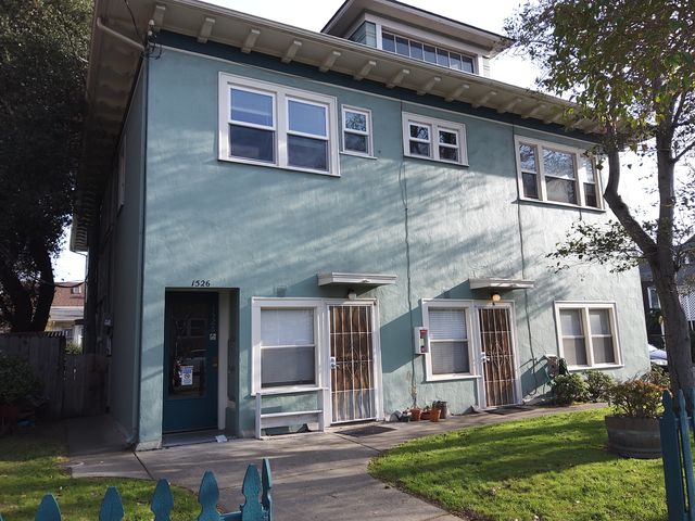 1526 Everett St #4, Alameda, CA 94501