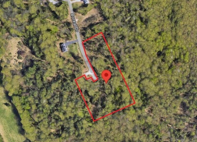 30 Boreal Drive, Gorham, ME 04038