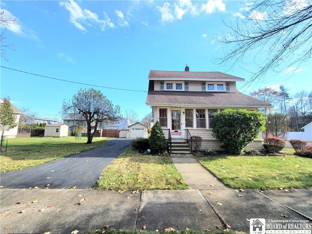 121 Hickory St, Falconer, NY 14733