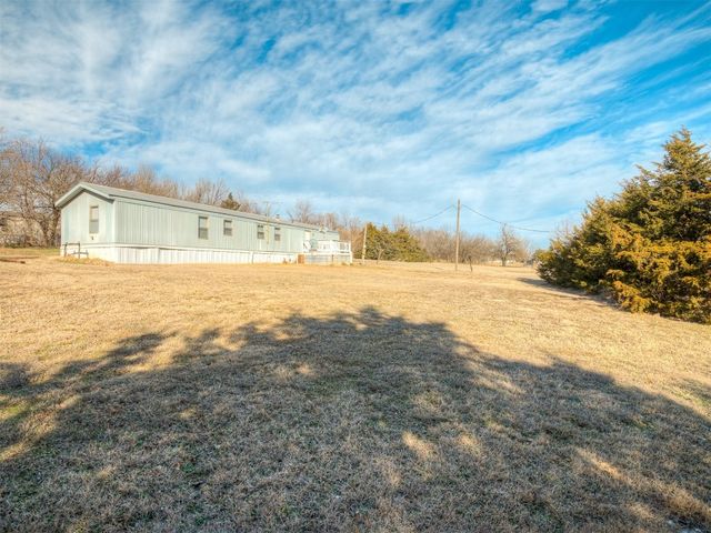 3008 Two Creeks Rd, Guthrie, OK 73044