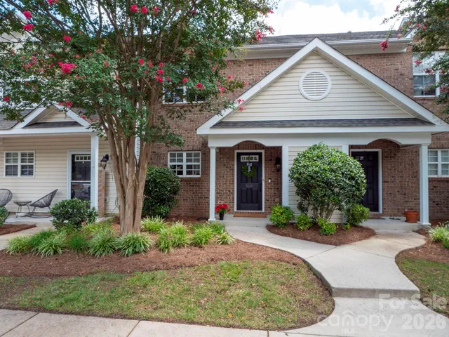 12246 Savannah Garden Dr, Charlotte, NC 28273