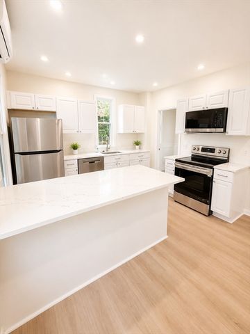 60 Bennington St #1, Boston, MA 02128