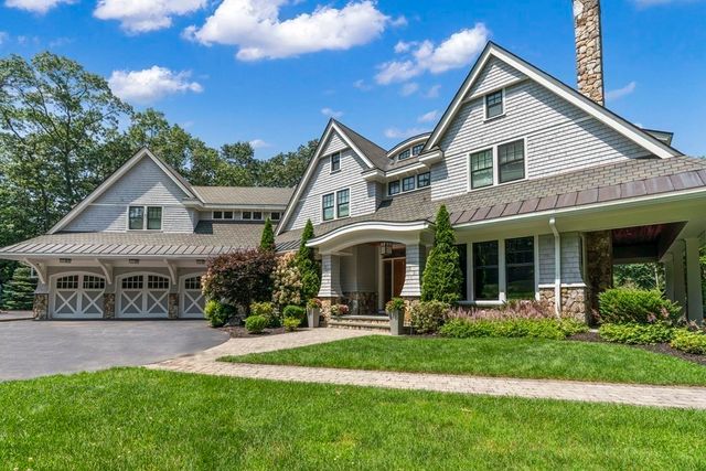 268 Country Dr, Weston, MA 02493