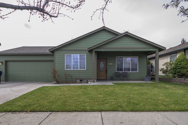 2200 NW Elm Ave, Redmond, OR 97756