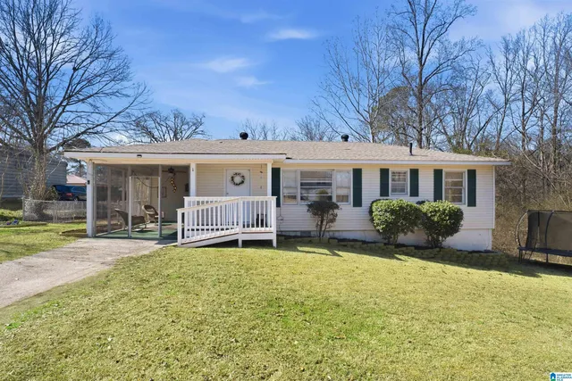 5632 McKinney Rd, Mount Olive, AL 35117