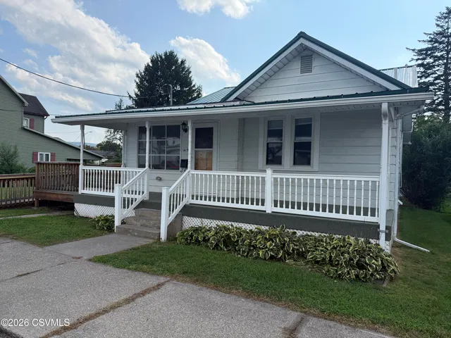415 Monroe St, Berwick, PA 18603