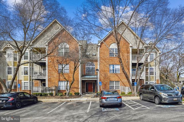 633 Admiral Dr #106, Annapolis, MD 21401