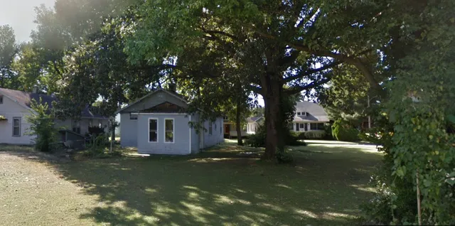 228 N  Reader St, Mounds, IL 62964