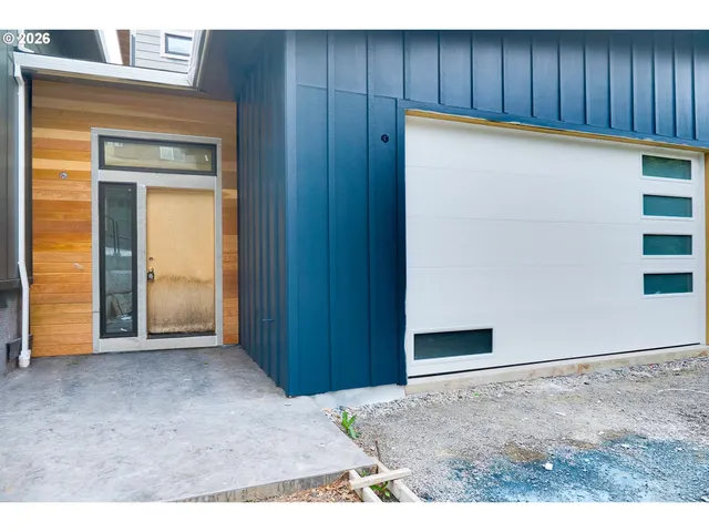 727 NW Achor Ave, White Salmon, WA 98672