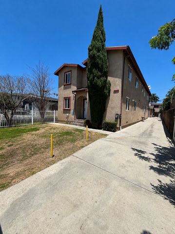 617 W  61st St, Los Angeles, CA 90044