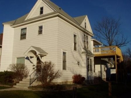 1211 State St #4, Eau Claire, WI 54701