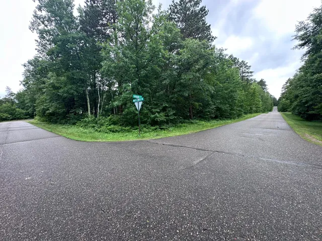 Hubbard St, Pequot Lakes, MN 56472