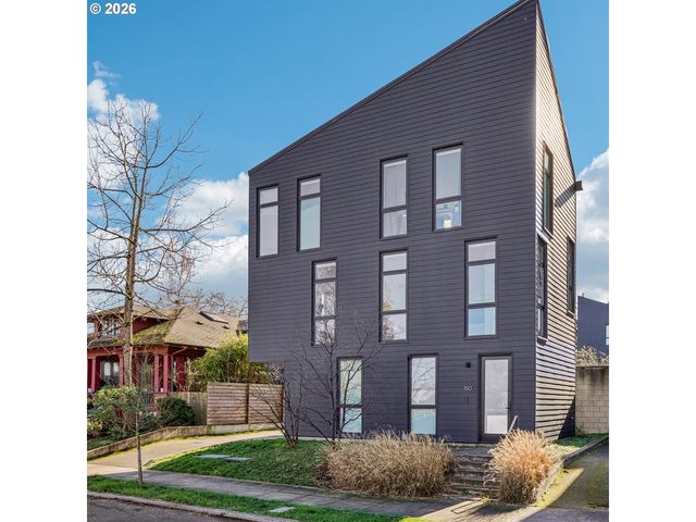 150 N  Buffalo St, Portland, OR 97217