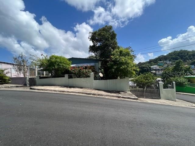 Calle Principal Barrio Calvache, Rincon, PR 00677