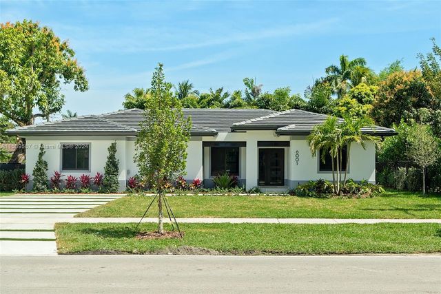 6001 SW 62nd Ave, South Miami, FL 33143