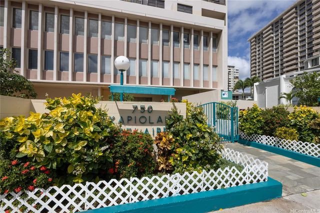 750 Kaheka St #701, Honolulu, HI 96814