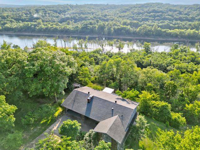 229 Lookout Road, Powersite, MO 65731