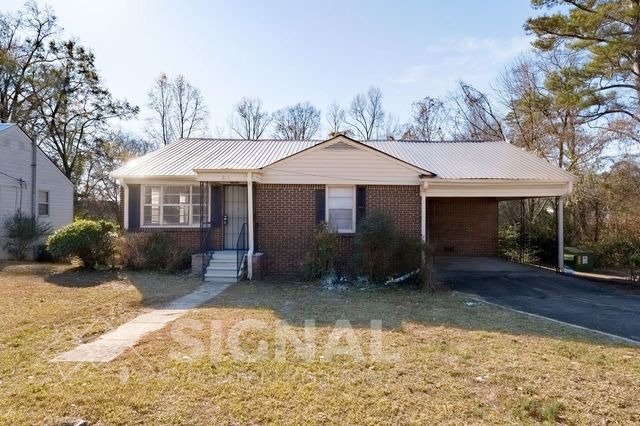 265 2nd Pl SW, Graysville, AL 35073