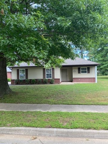 1370 N  Tradition Ave, Fayetteville, AR 72704