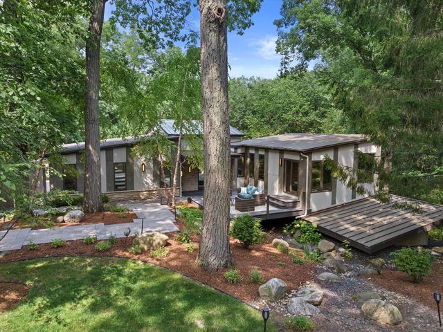 Condo For Sale Delafield Wi