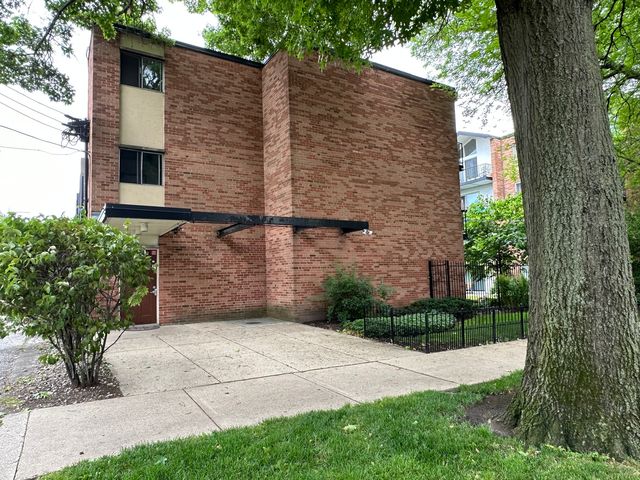 6961 N  Oakley Ave #406, Chicago, IL 60645