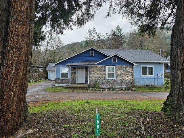 1581 Mount Baldy Rd, Grants Pass, OR 97527